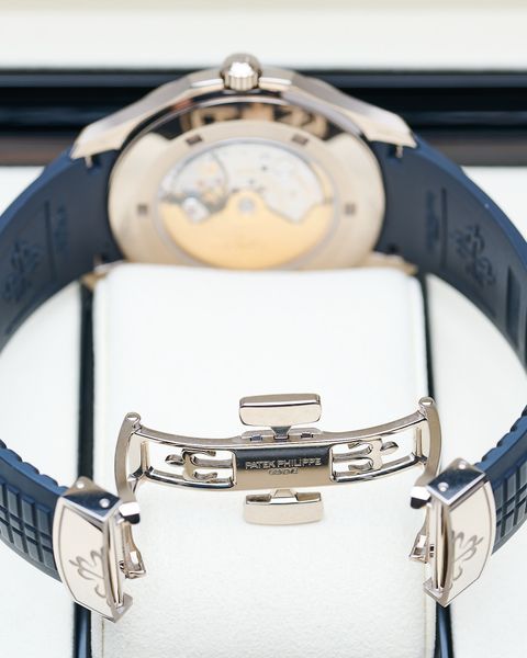 Patek Philippe Aquanaut 5168G-001